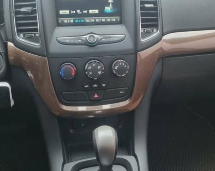 Серый Шевроле Каптива, объемом двигателя 2.38 л и пробегом 135 тыс. км за 13800 $, фото 15 на Automoto.ua