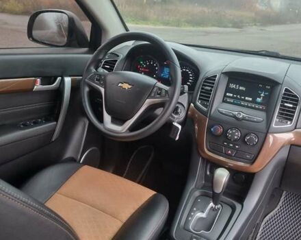 Серый Шевроле Каптива, объемом двигателя 2.38 л и пробегом 135 тыс. км за 13800 $, фото 14 на Automoto.ua