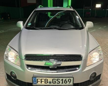 Серый Шевроле Каптива, объемом двигателя 2 л и пробегом 300 тыс. км за 4550 $, фото 1 на Automoto.ua