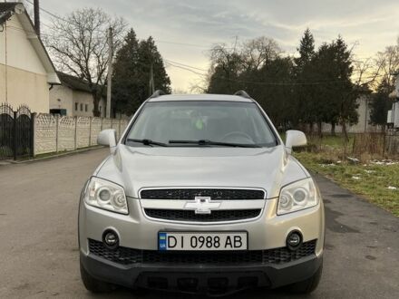 Серый Шевроле Каптива, объемом двигателя 2 л и пробегом 260 тыс. км за 7000 $, фото 1 на Automoto.ua