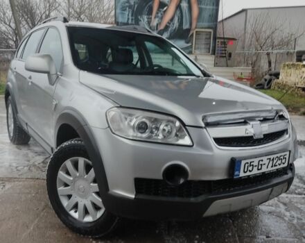 Сірий Шевроле Каптіва, об'ємом двигуна 2.4 л та пробігом 234 тис. км за 3400 $, фото 1 на Automoto.ua