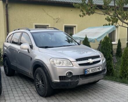 Сірий Шевроле Каптіва, об'ємом двигуна 2 л та пробігом 250 тис. км за 7500 $, фото 1 на Automoto.ua