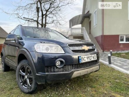 Шевроле Каптіва 2007 у Львові на Automoto.ua Сірий Шевроле Каптіва, об'ємом двигуна 2 л та пробігом 240 тис. км за 8800 $, фото 1 на Automoto.ua