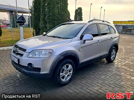 Шевроле Каптива 2007 в Гайсине на Automoto.ua Серый Шевроле Каптива, объемом двигателя 2.4 л и пробегом 266 тыс. км за 8999 $, фото 1 на Automoto.ua