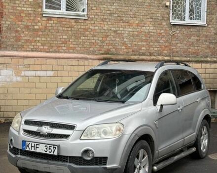 Серый Шевроле Каптива, объемом двигателя 2 л и пробегом 240 тыс. км за 3500 $, фото 1 на Automoto.ua
