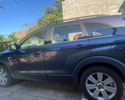 Серый Шевроле Каптива, объемом двигателя 2 л и пробегом 235 тыс. км за 5500 $, фото 1 на Automoto.ua