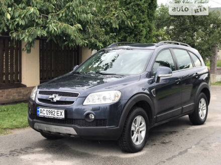 Шевроле Каптіва 2007 у Луцьку на Automoto.ua Сірий Шевроле Каптіва, об'ємом двигуна 2 л та пробігом 240 тис. км за 8900 $, фото 1 на Automoto.ua