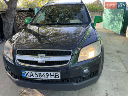 Сірий Шевроле Каптіва, об'ємом двигуна 1.99 л та пробігом 200 тис. км за 6900 $, фото 1 на Automoto.ua