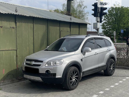 Шевроле Каптіва 2007 у Тернополі на Automoto.ua Сірий Шевроле Каптіва, об'ємом двигуна 2.4 л та пробігом 222 тис. км за 7900 $, фото 1 на Automoto.ua