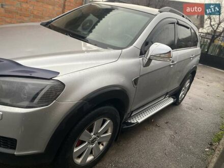 Серый Шевроле Каптива, объемом двигателя 3.2 л и пробегом 206 тыс. км за 6000 $, фото 1 на Automoto.ua