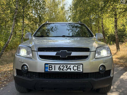 Шевроле Каптіва 2008 у Лубнах на Automoto.ua Сірий Шевроле Каптіва, об'ємом двигуна 3.2 л та пробігом 200 тис. км за 7900 $, фото 1 на Automoto.ua