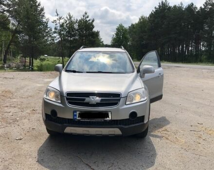 Сірий Шевроле Каптіва, об'ємом двигуна 2 л та пробігом 220 тис. км за 7700 $, фото 1 на Automoto.ua