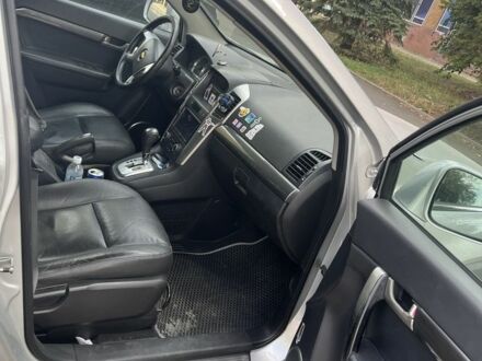 Шевроле Каптива 2009 в Краматорске на Automoto.ua Серый Шевроле Каптива, объемом двигателя 2 л и пробегом 3 тыс. км за 9500 $, фото 1 на Automoto.ua