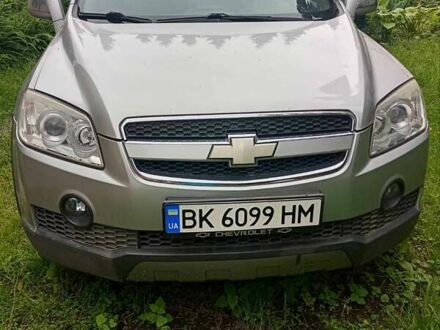 Шевроле Каптіва 2009 у Рівному на Automoto.ua Сірий Шевроле Каптіва, об'ємом двигуна 2.4 л та пробігом 207 тис. км за 7500 $, фото 1 на Automoto.ua