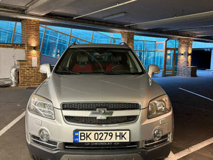 Шевроле Каптива 2010 в Одессе на Automoto.ua Серый Шевроле Каптива, объемом двигателя 2 л и пробегом 191 тыс. км за 10550 $, фото 1 на Automoto.ua