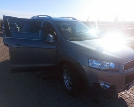 Серый Шевроле Каптива, объемом двигателя 2.2 л и пробегом 230 тыс. км за 10799 $, фото 1 на Automoto.ua