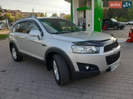Сірий Шевроле Каптіва, об'ємом двигуна 2.38 л та пробігом 254 тис. км за 8800 $, фото 1 на Automoto.ua