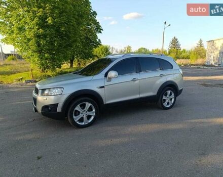 Сірий Шевроле Каптіва, об'ємом двигуна 3 л та пробігом 150 тис. км за 11000 $, фото 1 на Automoto.ua