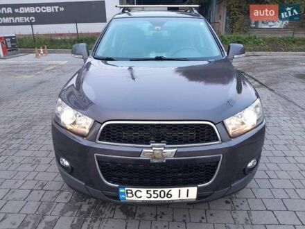Серый Шевроле Каптива, объемом двигателя 2.2 л и пробегом 273 тыс. км за 10199 $, фото 1 на Automoto.ua