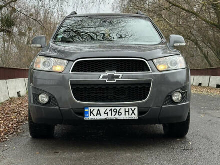 Сірий Шевроле Каптіва, об'ємом двигуна 2.2 л та пробігом 220 тис. км за 11000 $, фото 1 на Automoto.ua