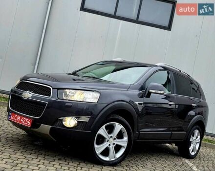 Серый Шевроле Каптива, объемом двигателя 2.2 л и пробегом 182 тыс. км за 11950 $, фото 1 на Automoto.ua