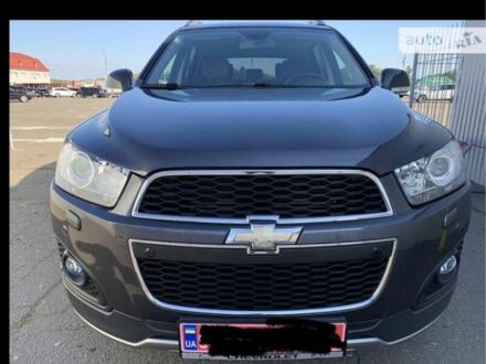 Серый Шевроле Каптива, объемом двигателя 2.2 л и пробегом 166 тыс. км за 11500 $, фото 1 на Automoto.ua