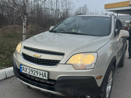 Серый Шевроле Каптива, объемом двигателя 2.38 л и пробегом 187 тыс. км за 9300 $, фото 1 на Automoto.ua