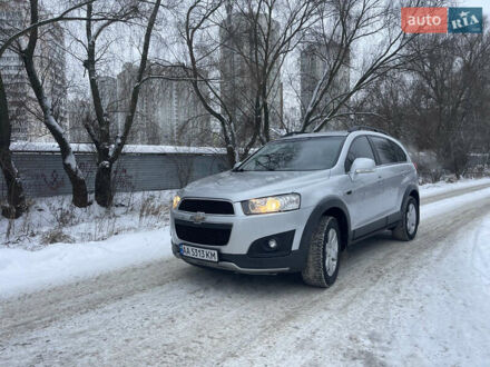 Серый Шевроле Каптива, объемом двигателя 2.23 л и пробегом 135 тыс. км за 12300 $, фото 1 на Automoto.ua