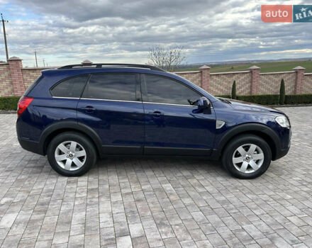 Синій Шевроле Каптіва, об'ємом двигуна 2.4 л та пробігом 333 тис. км за 7500 $, фото 3 на Automoto.ua
