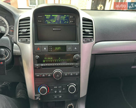 Синій Шевроле Каптіва, об'ємом двигуна 2.4 л та пробігом 333 тис. км за 7500 $, фото 16 на Automoto.ua