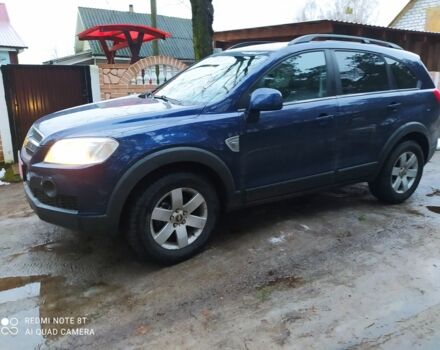 Синій Шевроле Каптіва, об'ємом двигуна 2 л та пробігом 200 тис. км за 8500 $, фото 2 на Automoto.ua