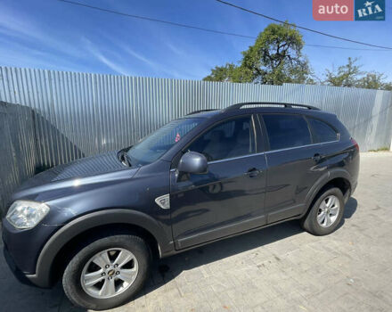 Синий Шевроле Каптива, объемом двигателя 2 л и пробегом 289 тыс. км за 7500 $, фото 6 на Automoto.ua