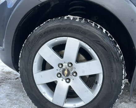 Синий Шевроле Каптива, объемом двигателя 2.41 л и пробегом 376 тыс. км за 7500 $, фото 3 на Automoto.ua