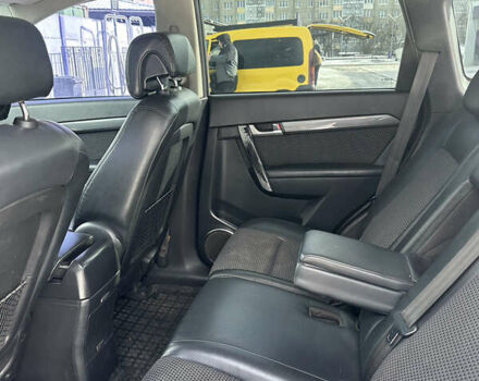 Синий Шевроле Каптива, объемом двигателя 2.41 л и пробегом 376 тыс. км за 7500 $, фото 12 на Automoto.ua