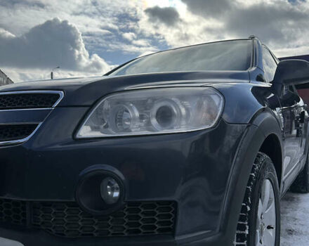 Синий Шевроле Каптива, объемом двигателя 2.41 л и пробегом 376 тыс. км за 7500 $, фото 2 на Automoto.ua