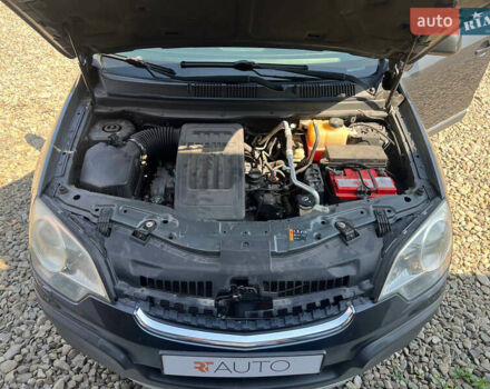 Синий Шевроле Каптива, объемом двигателя 2.38 л и пробегом 213 тыс. км за 9500 $, фото 9 на Automoto.ua