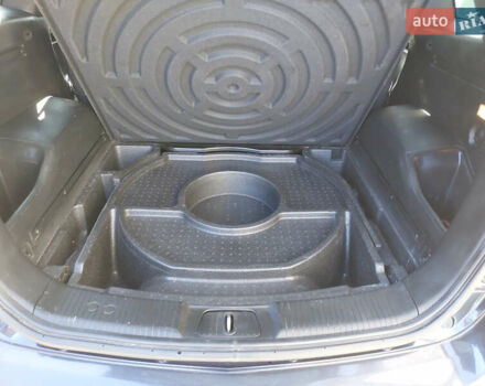 Синій Шевроле Каптіва, об'ємом двигуна 2.4 л та пробігом 288 тис. км за 7700 $, фото 14 на Automoto.ua