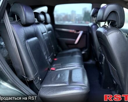 Зеленый Шевроле Каптива, объемом двигателя 2.4 л и пробегом 260 тыс. км за 7300 $, фото 12 на Automoto.ua