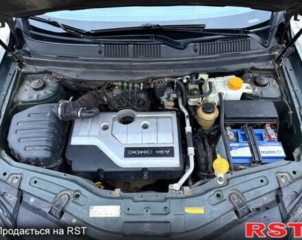 Зеленый Шевроле Каптива, объемом двигателя 2.4 л и пробегом 260 тыс. км за 7300 $, фото 13 на Automoto.ua