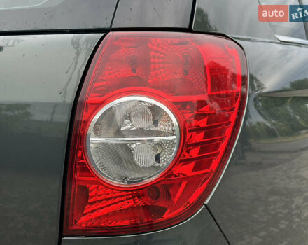 Зеленый Шевроле Каптива, объемом двигателя 2.41 л и пробегом 200 тыс. км за 6333 $, фото 10 на Automoto.ua