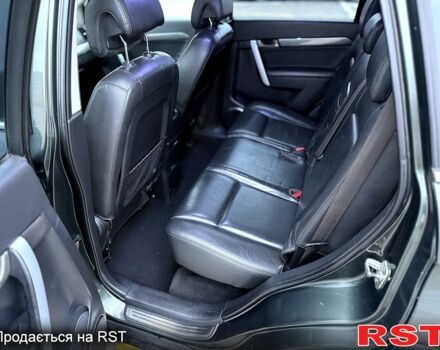 Зеленый Шевроле Каптива, объемом двигателя 2.4 л и пробегом 260 тыс. км за 7300 $, фото 11 на Automoto.ua