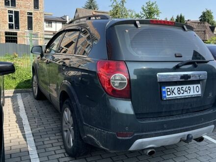 Зелений Шевроле Каптіва, об'ємом двигуна 3.2 л та пробігом 203 тис. км за 7500 $, фото 1 на Automoto.ua
