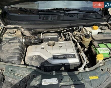 Зеленый Шевроле Каптива, объемом двигателя 2.4 л и пробегом 300 тыс. км за 7200 $, фото 1 на Automoto.ua