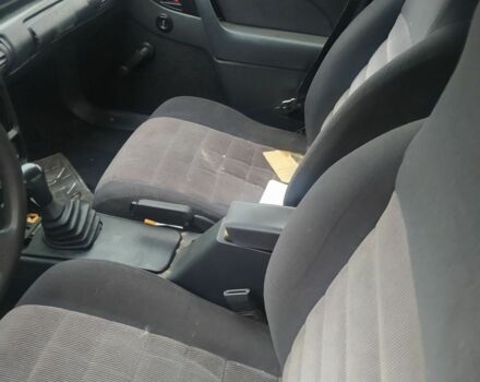 Серый Шевроле Кавалер, объемом двигателя 2 л и пробегом 300 тыс. км за 699 $, фото 7 на Automoto.ua