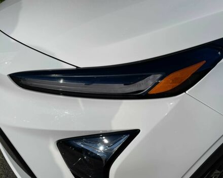 Білий Шевроле Чєвєттє, об'ємом двигуна 0 л та пробігом 12 тис. км за 25000 $, фото 6 на Automoto.ua