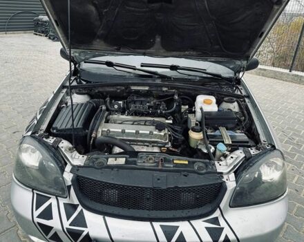 Серый Шевроле Чеветте, объемом двигателя 1.6 л и пробегом 400 тыс. км за 3800 $, фото 5 на Automoto.ua