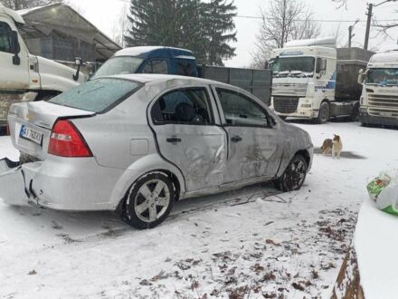 Сірий Шевроле Чєвєттє, об'ємом двигуна 1.5 л та пробігом 225 тис. км за 1500 $, фото 1 на Automoto.ua