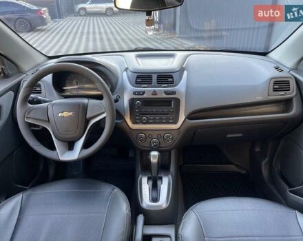 Белый Шевроле Кобальт, объемом двигателя 1.49 л и пробегом 18 тыс. км за 10900 $, фото 14 на Automoto.ua