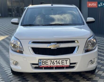 Белый Шевроле Кобальт, объемом двигателя 1.49 л и пробегом 18 тыс. км за 10900 $, фото 1 на Automoto.ua