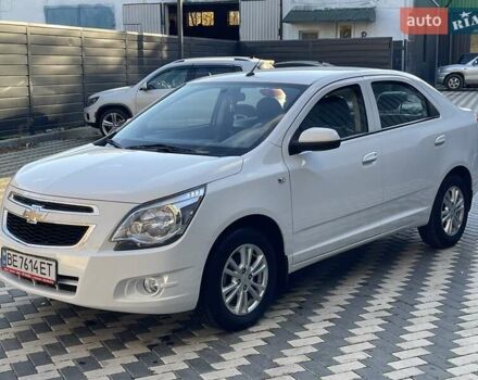 Белый Шевроле Кобальт, объемом двигателя 1.49 л и пробегом 18 тыс. км за 10999 $, фото 4 на Automoto.ua